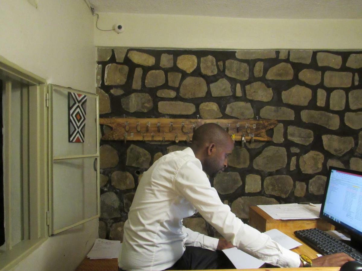 Rebero Kivu Resort Kibuye Екстер'єр фото