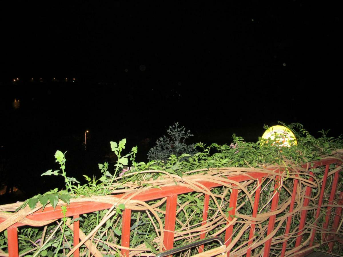Rebero Kivu Resort Kibuye Екстер'єр фото